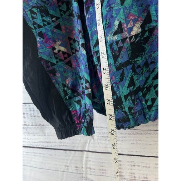 Vintage 90's Reebok Jogging Windbreaker (Light Jacket, Basketball, Gym Wear) - Picture 8 of 13